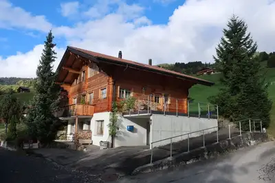 Appartement confortable avec une belle vue, endroit calme.