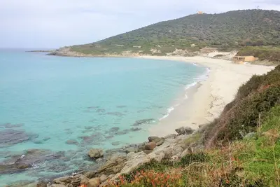 Image de T3, à 350 m de la Plage de Bodri, Vue Mer, Climatisation, Parc paysager et clos.