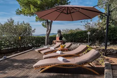 Image de Villa Mare **** maison / de vacances de luxe sur la plage, dans Vranjica (Trogir Riviera)