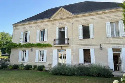 Image de Belle Maison De Maitre Avec Piscine Proche De Saint Emilion