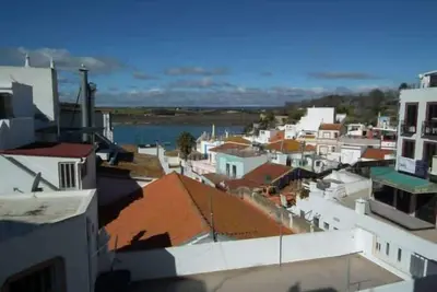 Image de Manuel Terrace House