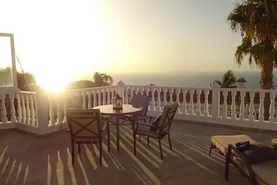 Image de Profitez de la vie loin du tourisme de masse avec une vue fantastique sur la mer!