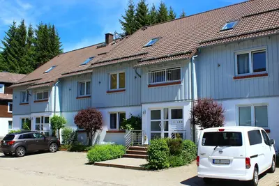 Image de résidence de vacances moderne et lumineux avec de nombreux équipements