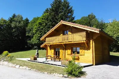 Image de Chalet de Montagne sauna ambiance cocooning proximité lacs et pistes de ski