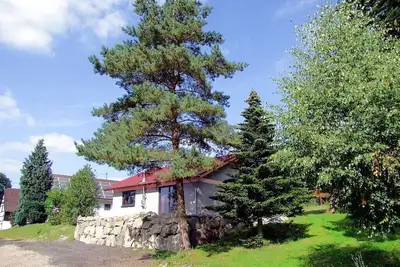 Image de Vacances en paix immergé dans la nature à nouveau bungalow