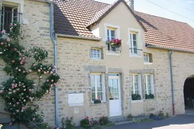 Image de Maison Vigneronne De Charme Entierement Restauree