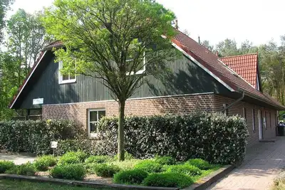 Image de Maison de vacances meublée moderne de privé dans le centre de vacances Dankern