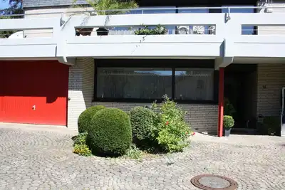 Image de appartement idyllique de 60 m², à seulement 700 m du lac Rursee