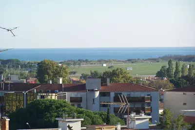 Image de Duplex exceptionnel dans le centre historique de Fréjus avec vue mer à 180 °