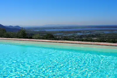 Image de Top maison de campagne, vue mer et piscine, Toscane\n8 pers. option +2 Poolhouse