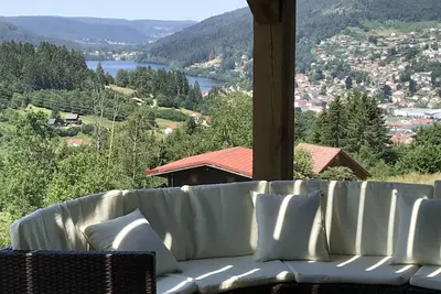 Image de Location saisonnière appartement indépendant dans chalet vue lac et Gerardmer