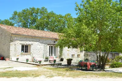 Image de Gîte de Francouly - 4 étoiles - A la campagne - 7/8 personnes - Piscine