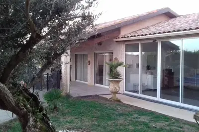 Image de Petite maison de campagne au coeur des vignes Du