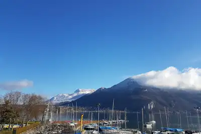 Image de Rare Vue Sur Lac appart ***Annecy A 2 pas lac, plage, vieille ville+garage+wifi