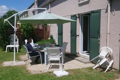Image de classée 3*, maison plein sud, près des plages du Cabellou, fibre optique