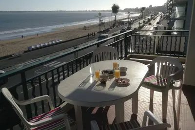 Image de T3 avec très belle vue mer pour 4/7 personnes