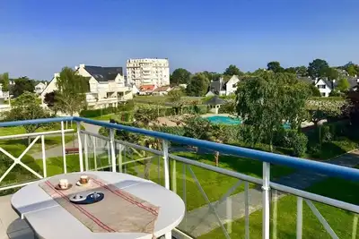 Image de Appartement lumineux T3 à la Baule, avec piscine et proche mer