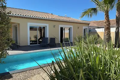 Image de Proche Pezenas, Villa de plain pied avec piscine privée chauffée
