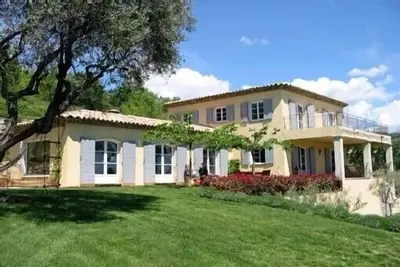 Image de Tres jolie villa avec vue panoramique Grasse, Provence - 14 pers