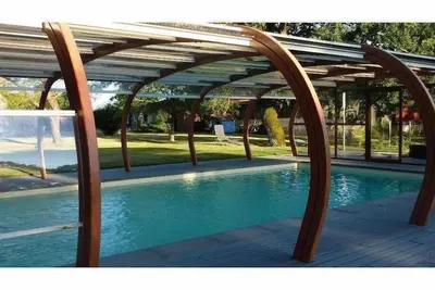 Image de Promotion Pigeonnier authentique avec piscine chauffée dans parc de 15000m²