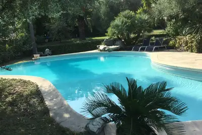 Image de Appartement F3 meublé rez de chaussée de villa