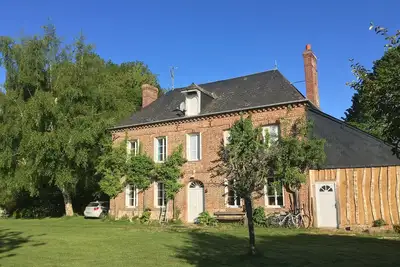 Image de Superbe propriété rénovée par architecte à 15 mn de la mer
