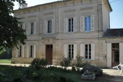 Image de Chambres d'hôtes au coeur d'une propriété viticole puisseguin- gironde