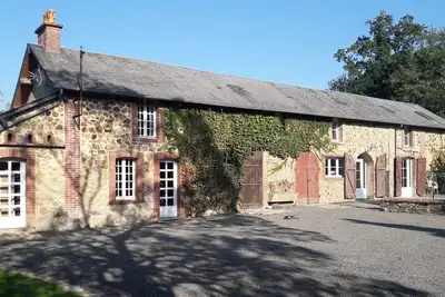 Image de La Logis- Entre plages et bocage - Dépendance dans manoir de 1820