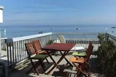 Image de Appartement avec terrasse face aux 7 îles