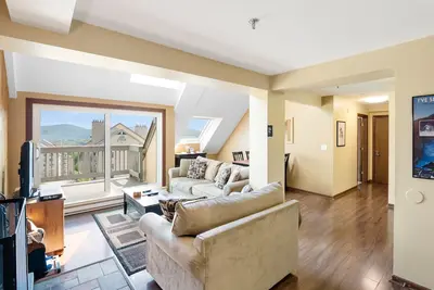 Image de Amazing Mountain Condo - Promenade / navette vers le parc de ski et de tubing