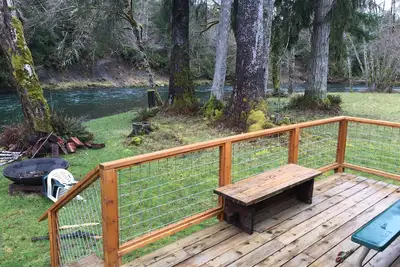 cabine de rivière Solduc près de fourches
