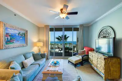 Image de A305; Vue Du Golfe; 2k'S; Bks, 2 1/2 Bain! ! Kayak, Paddlebd Hr Quotidien! 7 / 27-31 Ouvert