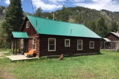 Image de Cabine historique dans la Yankee Fork Valley au nord de Stanley, Id