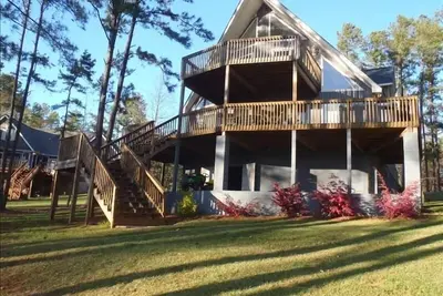 Image de Belle maison avec vue panoramique sur le lac Gaston