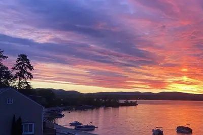 Image de Condo Family Friendly, À Lakeeside, Avec De Grands Week-End Automne Disponibles