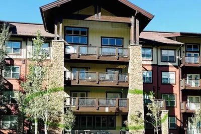 Image de ski in ski out - Condo 3 chambres, Golf, Vélo, Piscine, Randonnée, Grill