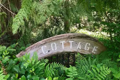 Image de Cozy Cottage Cedar à Bond Ranch Retreat sur la belle Olympic Peninsula, Wa.