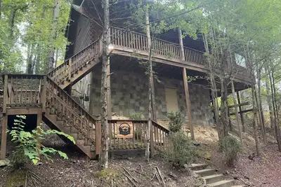 Image de Au-dessus des arbres - Log Cabin - 130 $ par nuit