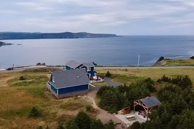 Image de Executive Home, Superbe vue sur l'océan, à 10 min de St-Jean