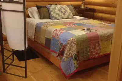 Image de Grizzly Cabin at Lozeau Lodge Montana-Family De taille, confortable et moderne