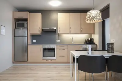 Image de Élégant appartement du centre-ville de Harbor - Parking gratuit maison - familial
