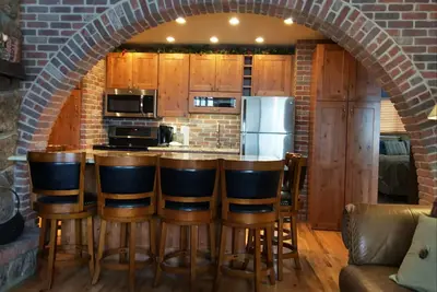 Image de Rénovation populaire de 3 chambres dans le meilleur bâtiment Hch