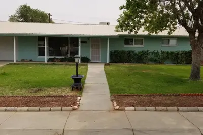 Image de 12 couchages; parking pour bateaux; à distance de marche du centre-ville de Page