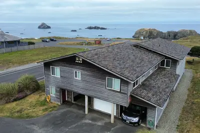 Image de Ocean View Home W / Accès direct à la plage