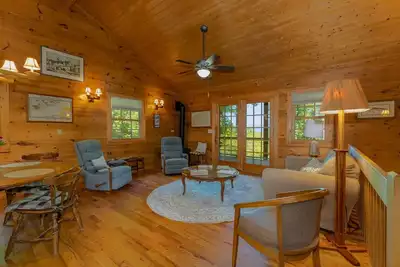 Image de Escapade privée en montagne près de Brevard