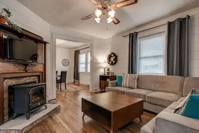 Image de Cottage 3br avec bain Ă remous