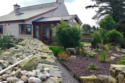 Image de Tullig Rock une belle maison de campagne; Aussi disponible, Stone Cottage