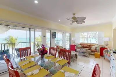 Image de Ocean Front, 7m Beach, Village De Plantation # 28