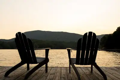 Image de Lakefront Bliss Niché dans les Great Smoky Mountains
