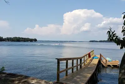 Image de Cabane paisible de 2 chambres à coucher près du barrage du lac Murray et de la ville de Lexington